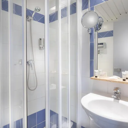 Agate Hotel 3*