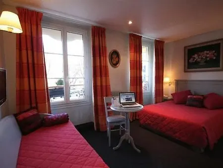 Agate Hotel 3*