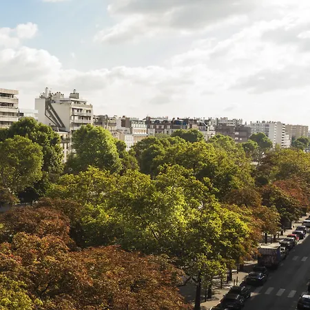Agate Hotel 3*