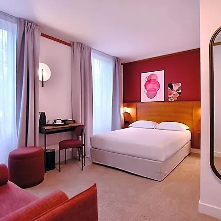 Agate Hotel 3*