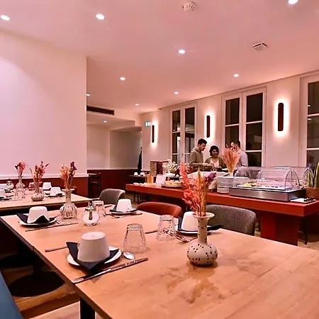 Agate Hotel