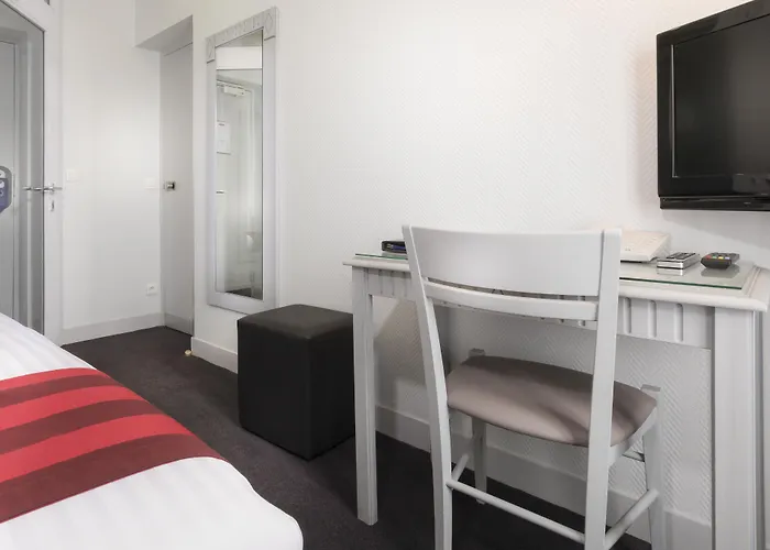 Agate Hotel