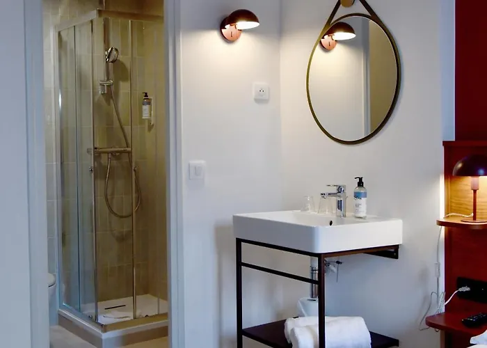 Agate Hotel 3*